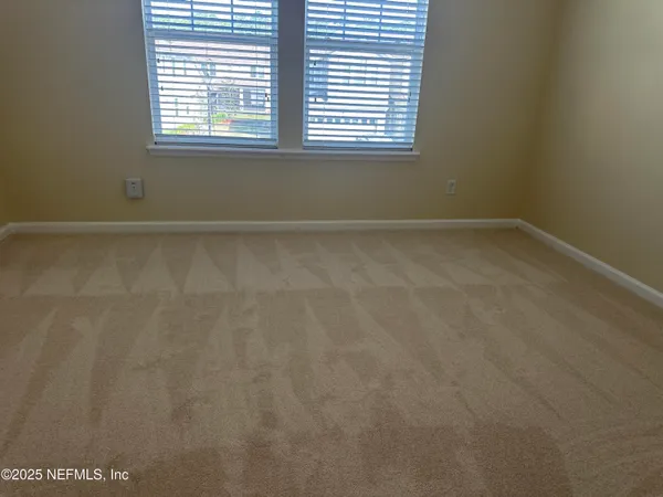 $2,095 | 549 Richmond Drive, St. Johns, FL 32259