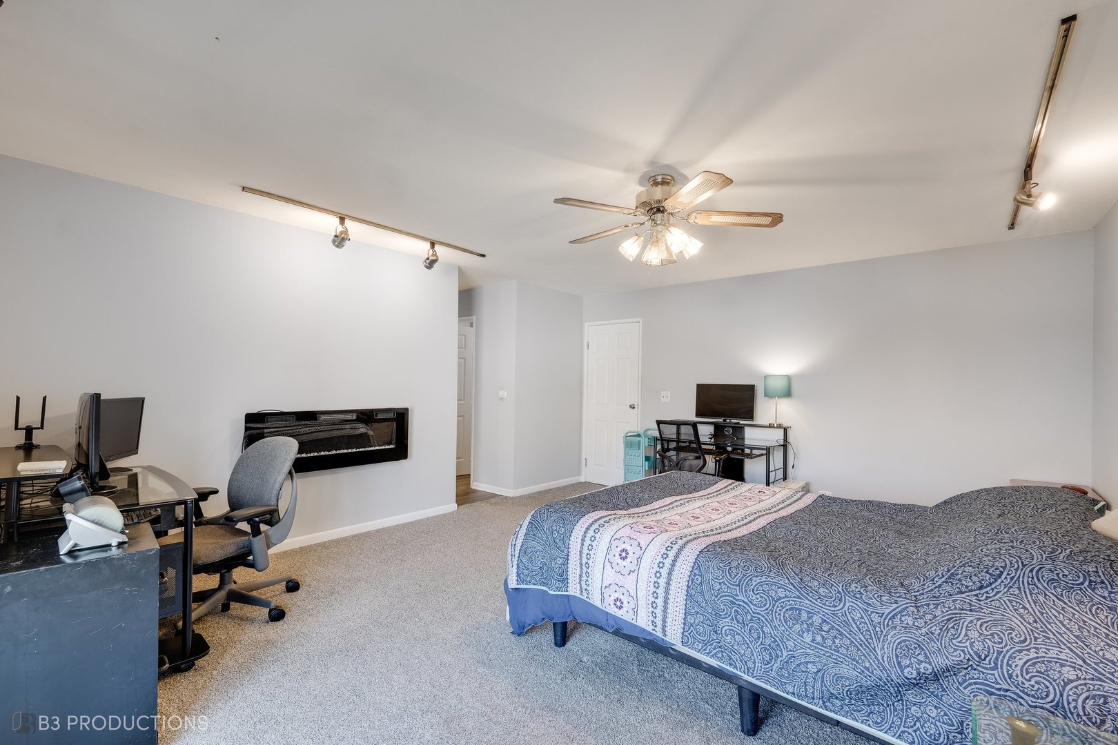 170 Tracy Way Bolingbrook, IL 60440 - Photo 9 of 15 Gallery Image 9