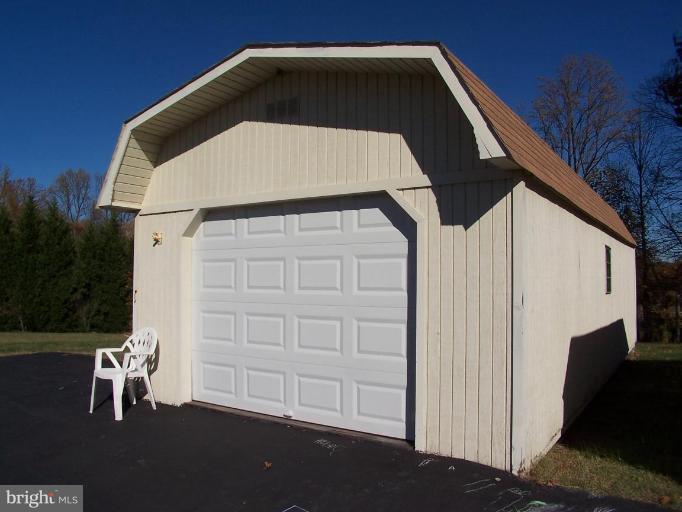 5203 Huntingtown Road Huntingtown, MD 20639 - Photo 14 of 25 Garage 2