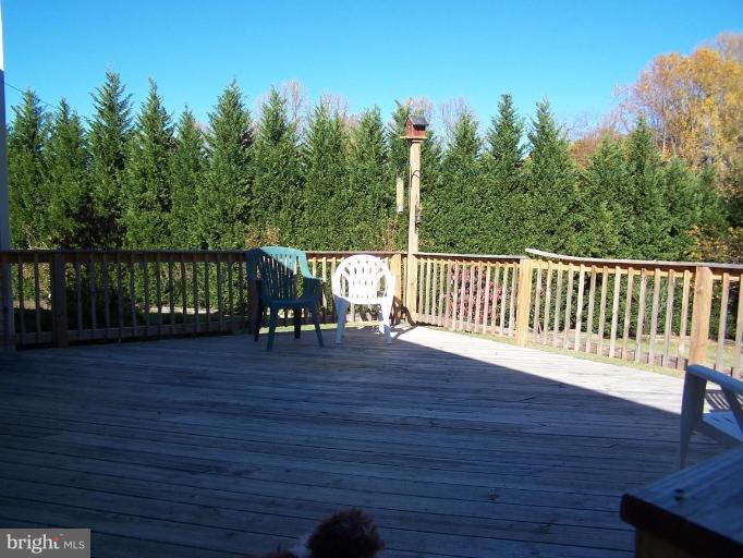 5203 Huntingtown Road Huntingtown, MD 20639 - Photo 19 of 25 Deck