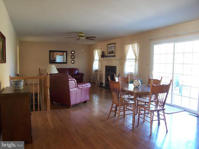 5203 Huntingtown Road Huntingtown, MD 20639 - Photo 22 of 25 Dining Area