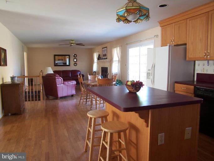 5203 Huntingtown Road Huntingtown, MD 20639 - Photo 25 of 25 Kitchen/Family Room