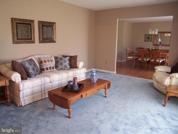 5203 Huntingtown Road Huntingtown, MD 20639 - Photo 9 of 25 Living Room