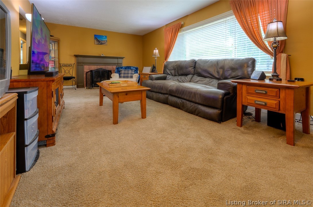 1352 Slate Run Road New Albany, IN 47150 - Photo 9 of 26
