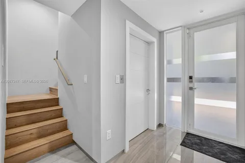 $1,295,000 | 700 Northeast 14th Avenue, Unit 311, Fort Lauderdale, FL 33304