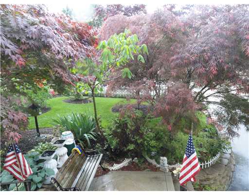 554 Grove Street Woonsocket, RI 02895 - Photo 2 of 12 Yard/Garden.