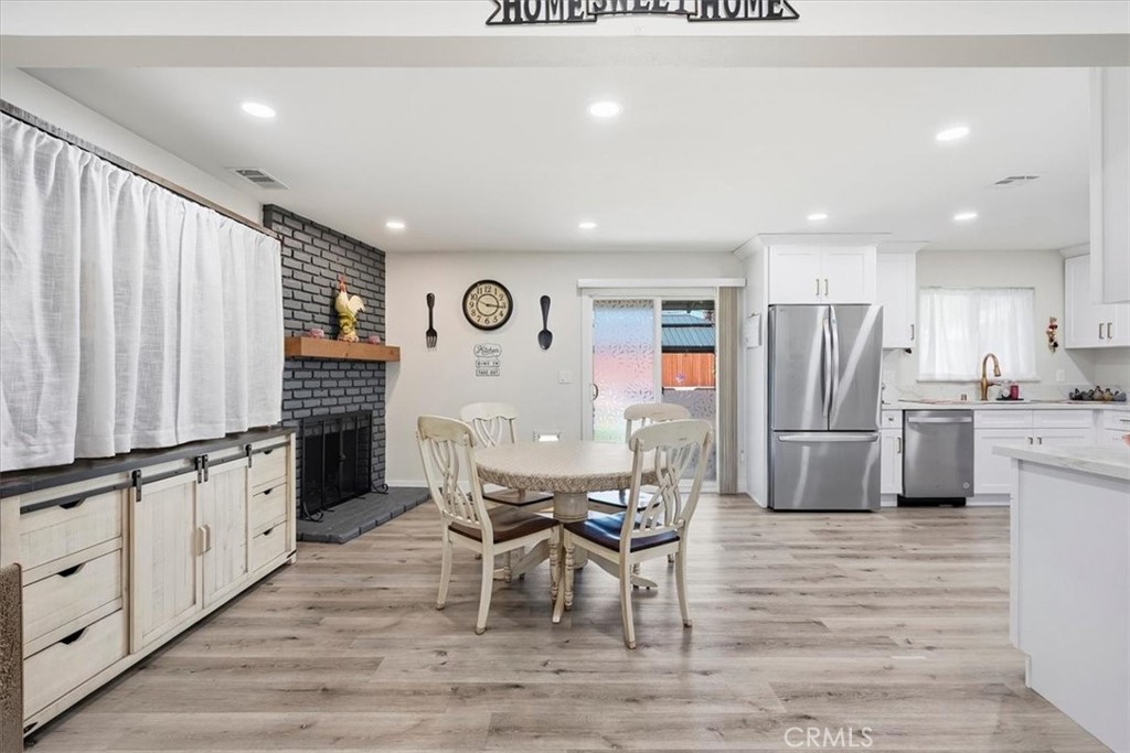 418 East Margarita Road Rialto, CA 92376 - Photo 14 of 42 Gallery Image 14