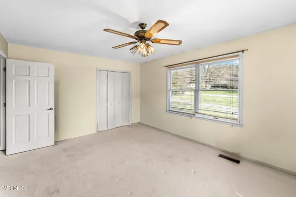 $399,000 | 823 Birdie Drive, Abingdon, VA 24211