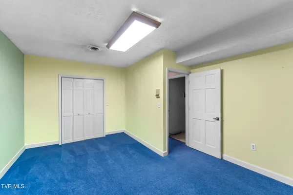 $399,000 | 823 Birdie Drive, Abingdon, VA 24211