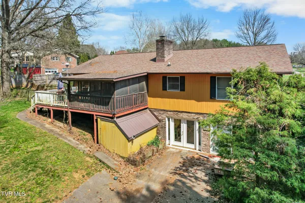 $419,000 | 823 Birdie Drive, Abingdon, VA 24211