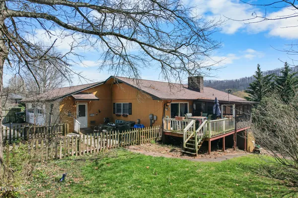 $419,000 | 823 Birdie Drive, Abingdon, VA 24211