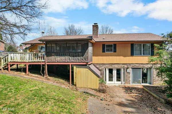 $419,000 | 823 Birdie Drive, Abingdon, VA 24211