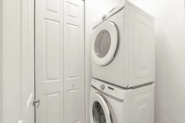 $3,500 | 8035 Northwest 127th Lane, Unit 3E, Parkland, FL 33076