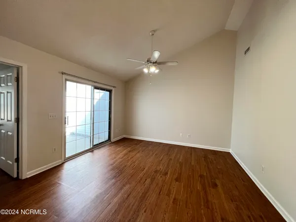 $1,600 | 3877 Merestone Drive, Wilmington, NC 28412