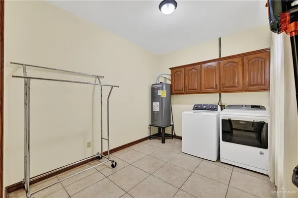 $328,000 | 2804 Charlotte Drive, Pharr, TX 78577