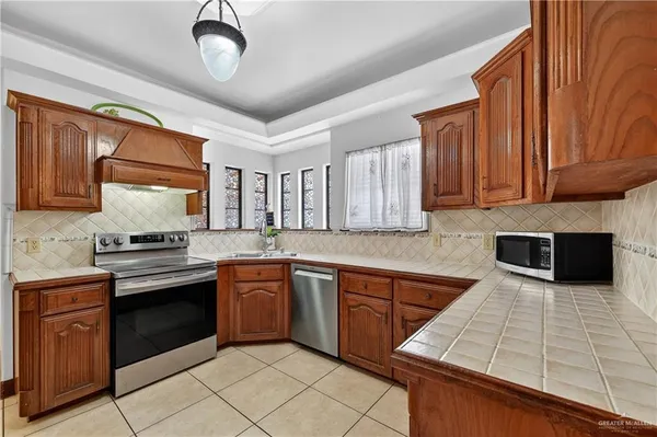 $328,000 | 2804 Charlotte Drive, Pharr, TX 78577