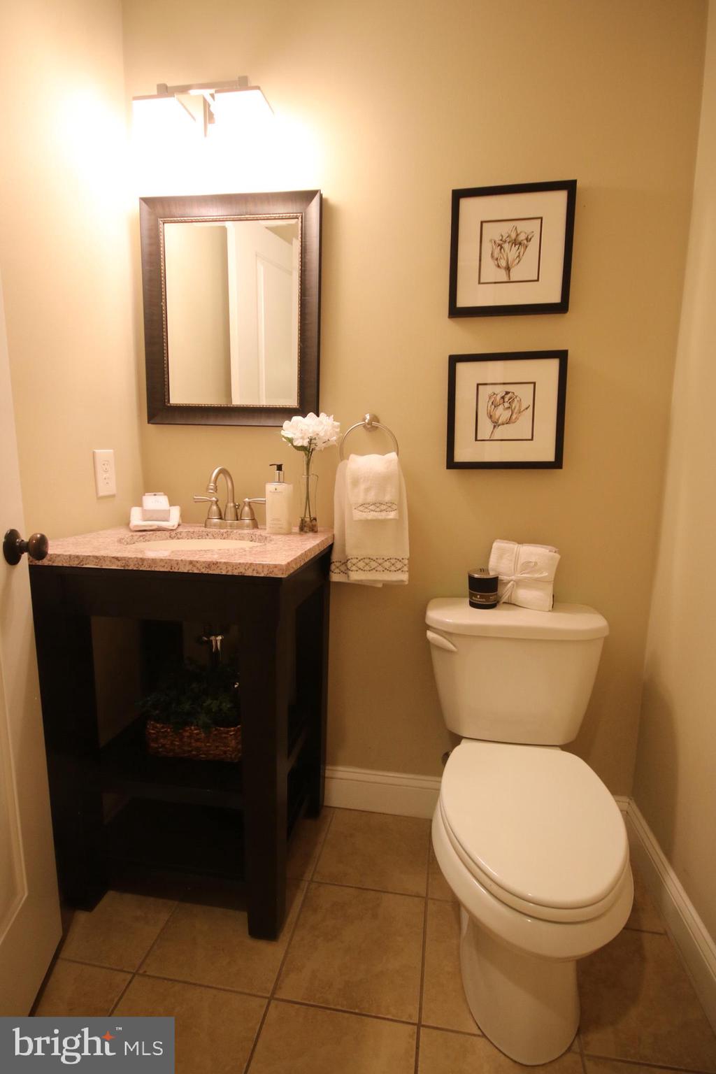 215 Conestoga Road Devon, PA 19333 - Photo 11 of 26 Powder Room