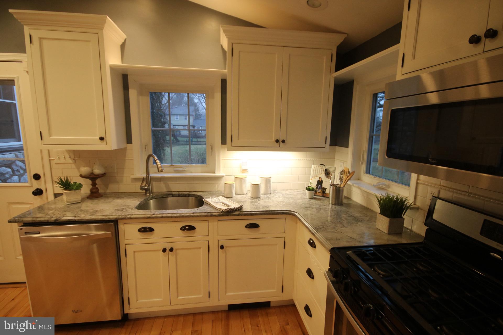 215 Conestoga Road Devon, PA 19333 - Photo 9 of 26 Kitchen