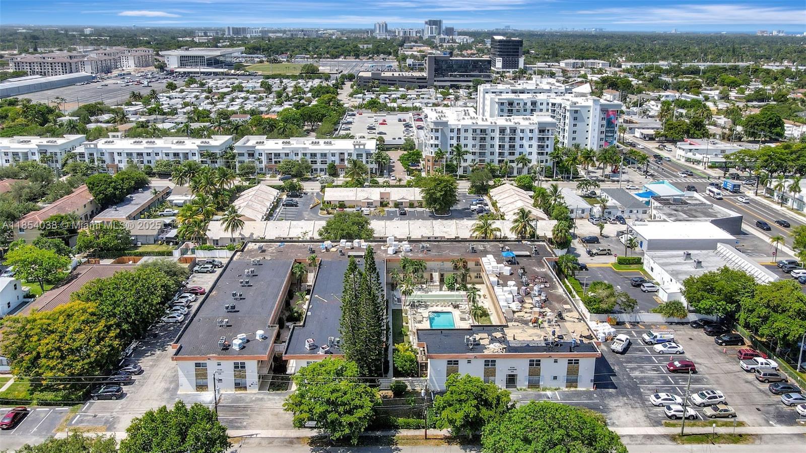 415 Northeast 2nd Street, Unit 201 Hallandale Beach, FL 33009 - Photo 31 of 34 an aerial view of multiple house