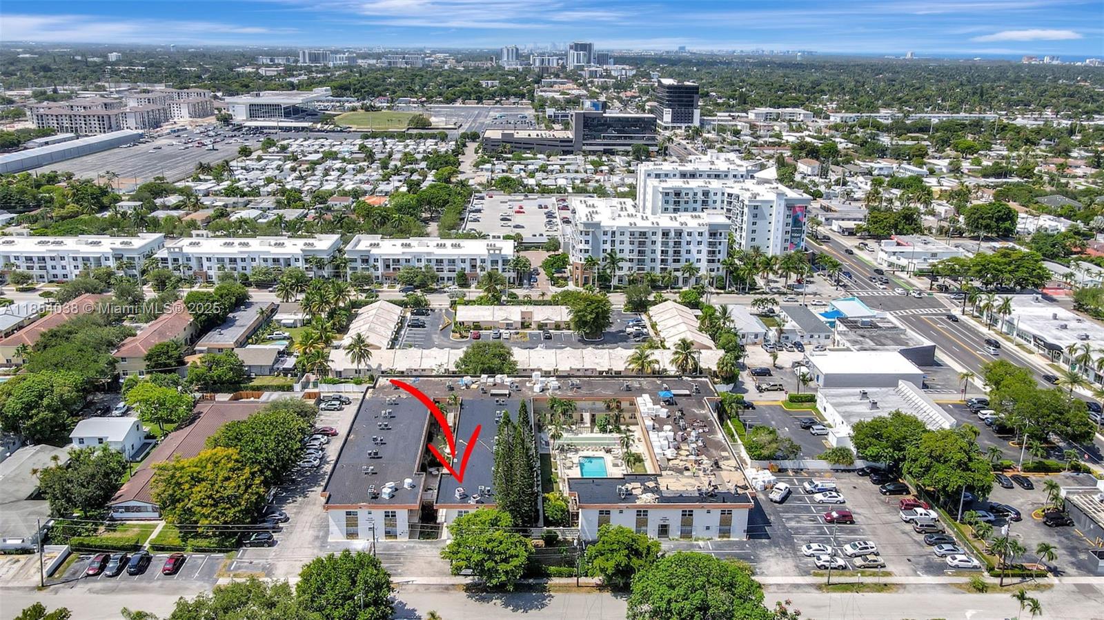 415 Northeast 2nd Street, Unit 201 Hallandale Beach, FL 33009 - Photo 32 of 34 an aerial view of multiple house