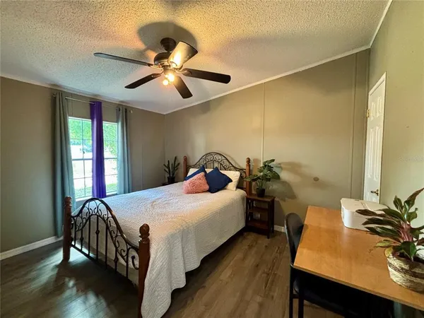 $1,900 | 6433 Orris Street, Zephyrhills, FL 33542