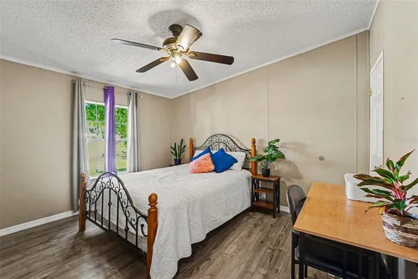 $1,900 | 6433 Orris Street, Zephyrhills, FL 33542