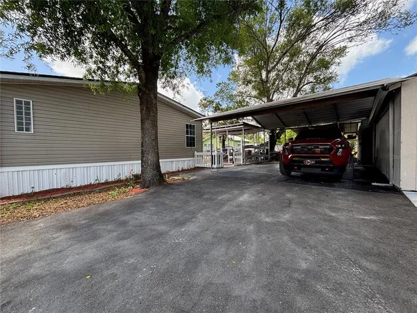 $1,900 | 6433 Orris Street, Zephyrhills, FL 33542