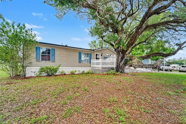 $1,900 | 6433 Orris Street, Zephyrhills, FL 33542