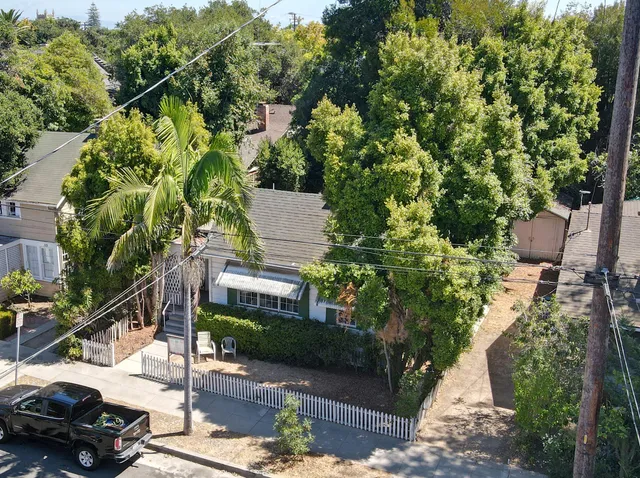 $1,100,000 | 117 West Valerio Street, Santa Barbara, CA 93101