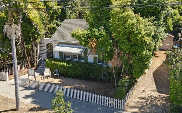 $1,100,000 | 117 West Valerio Street, Santa Barbara, CA 93101