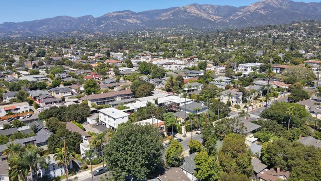 $1,100,000 | 117 West Valerio Street, Santa Barbara, CA 93101