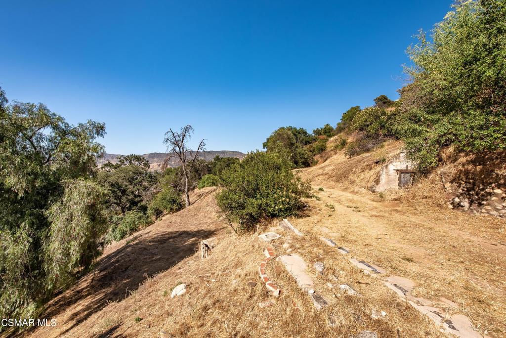 1194 Black Canyon Road Simi Valley, CA 93063 - Photo 11 of 32