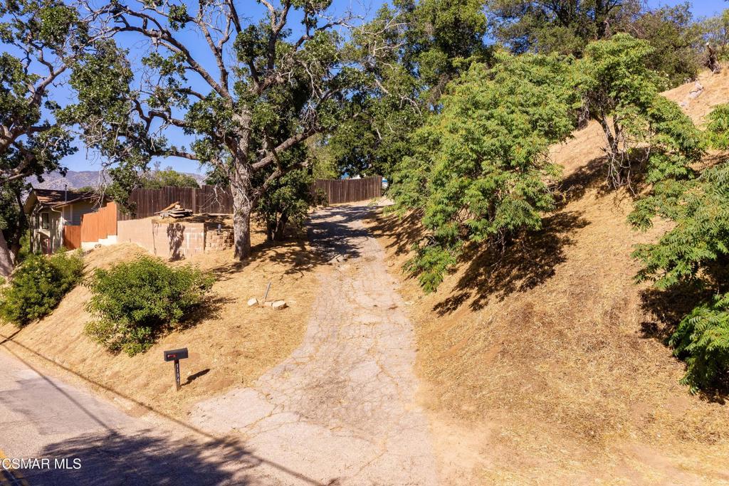 1194 Black Canyon Road Simi Valley, CA 93063 - Photo 18 of 32