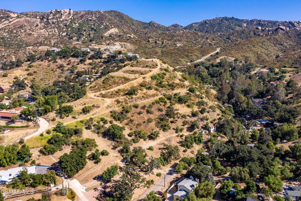 1194 Black Canyon Road Simi Valley, CA 93063 - Photo 19 of 32