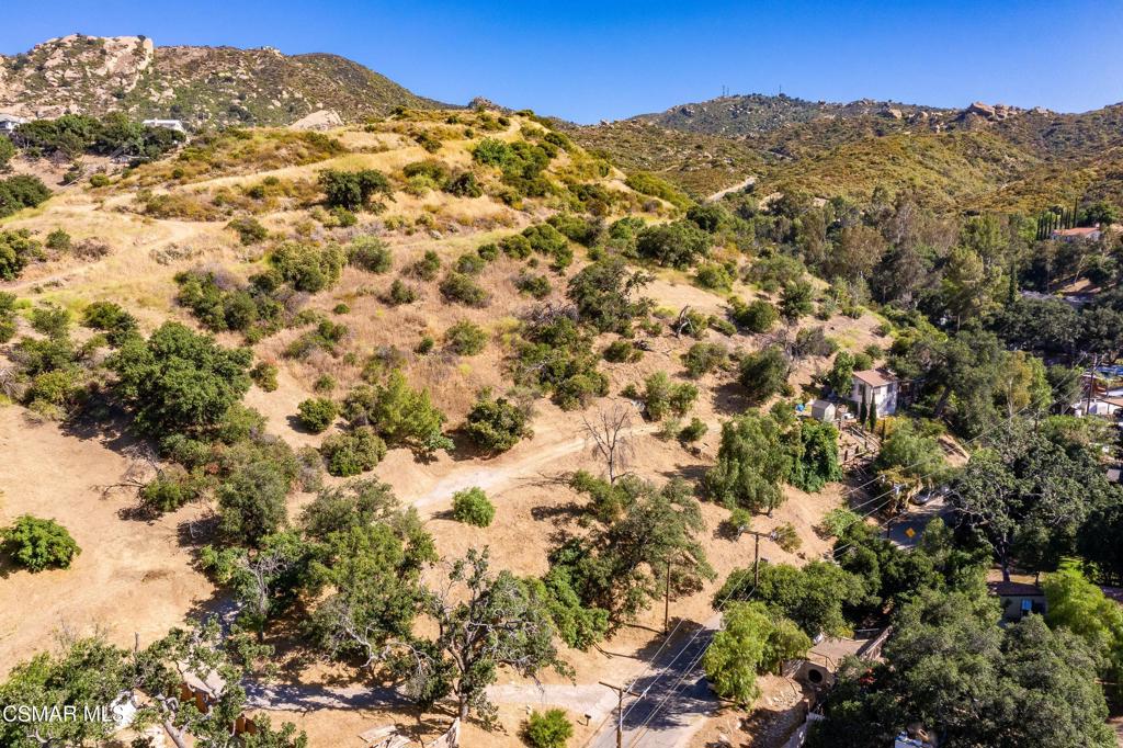 1194 Black Canyon Road Simi Valley, CA 93063 - Photo 21 of 32