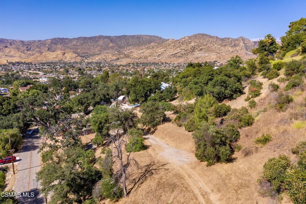 1194 Black Canyon Road Simi Valley, CA 93063 - Photo 25 of 32