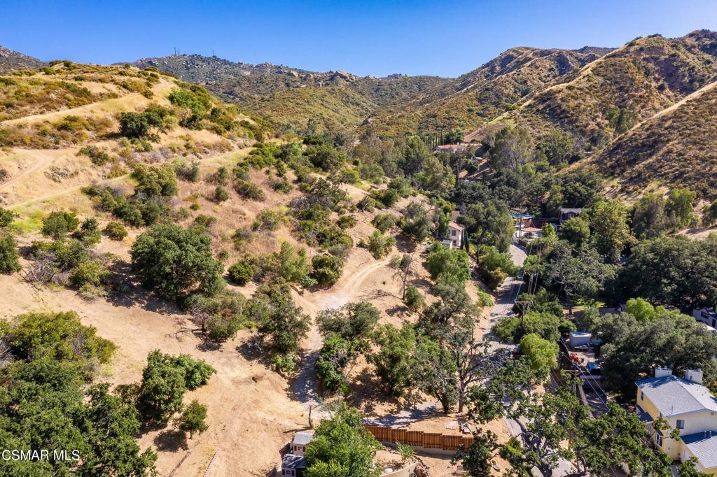 1194 Black Canyon Road Simi Valley, CA 93063 - Photo 28 of 32