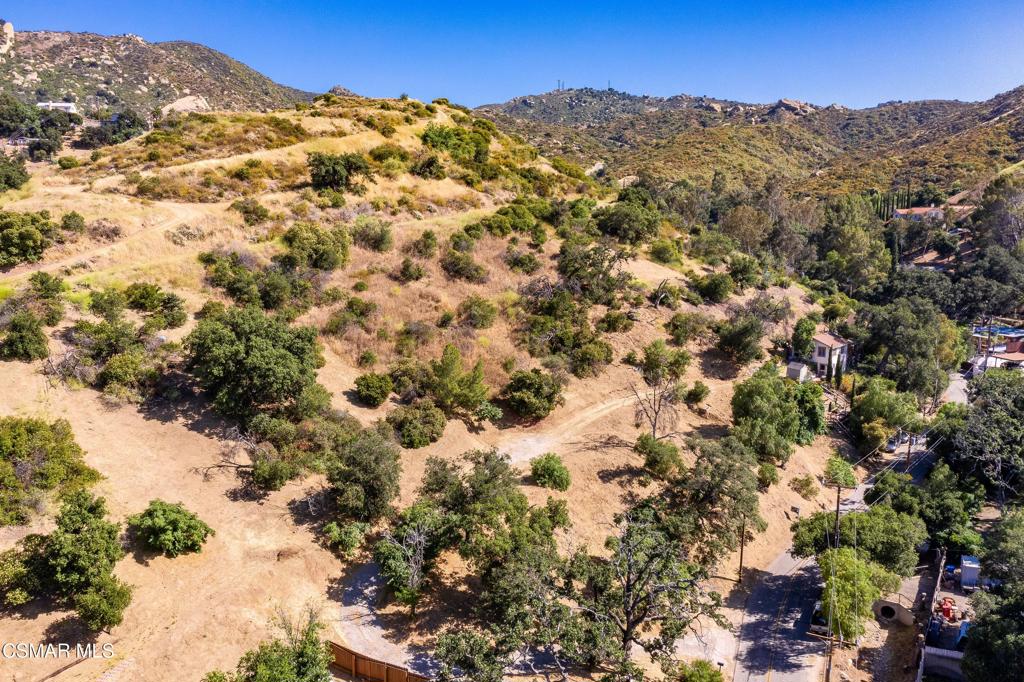 1194 Black Canyon Road Simi Valley, CA 93063 - Photo 29 of 32