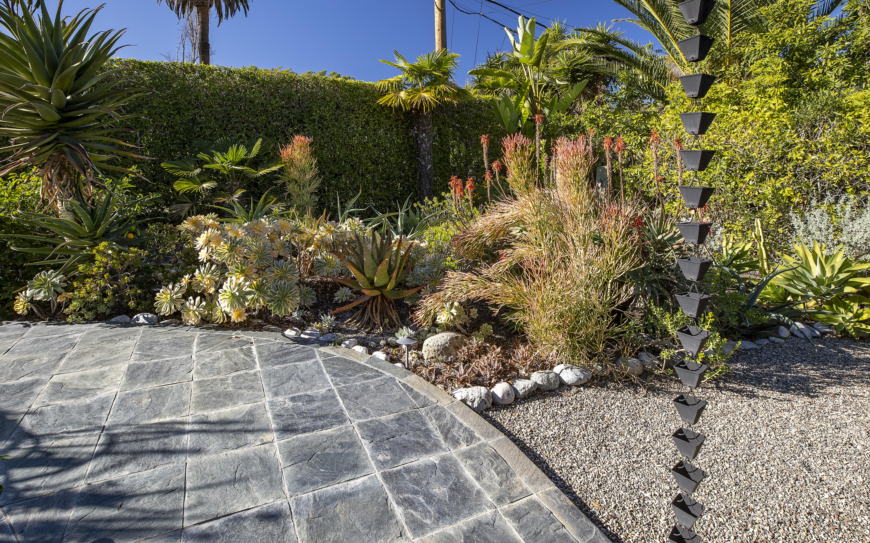 1084 Cheltenham Road Santa Barbara, CA 93105 - Photo 12 of 19 1084Chelthenham_02