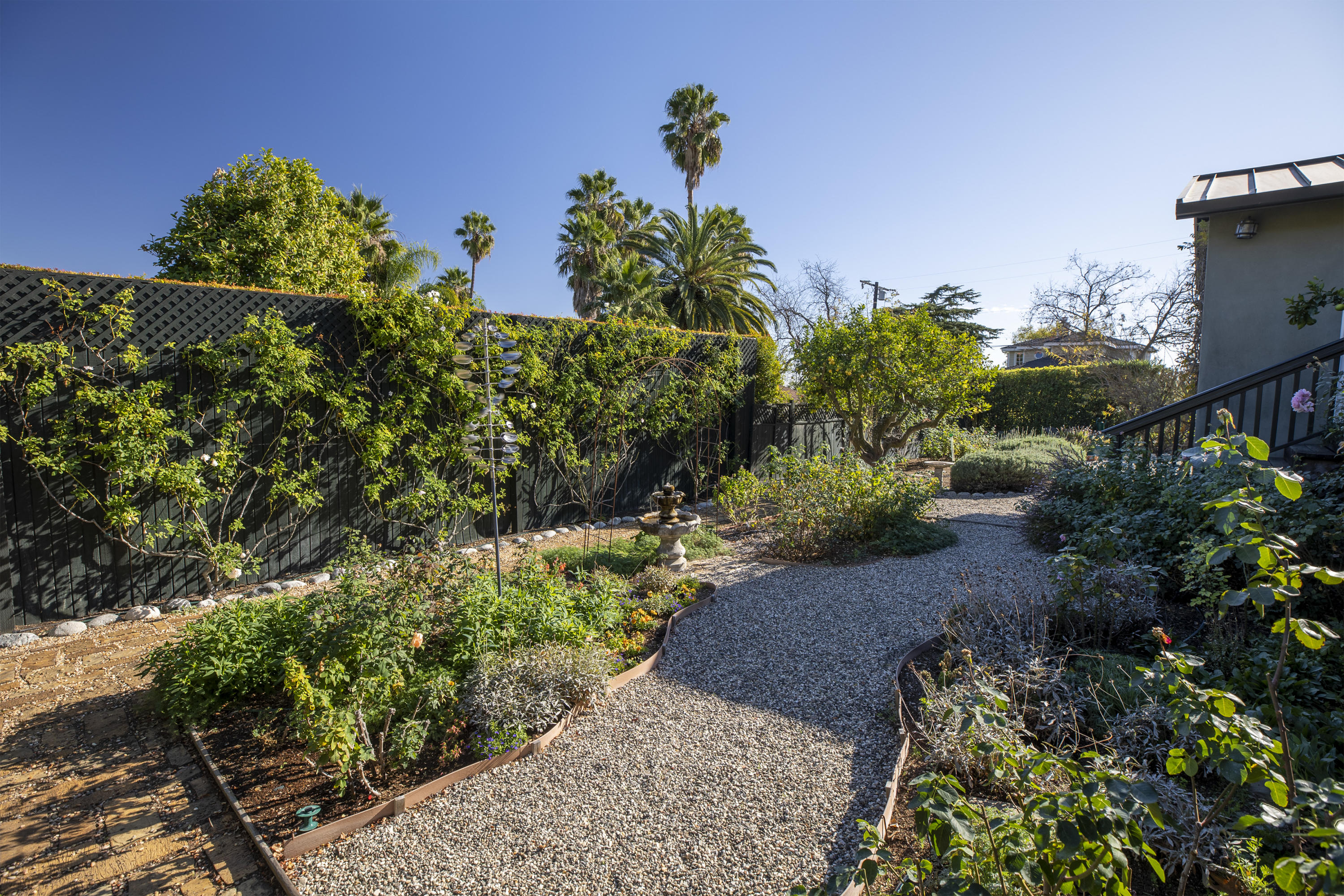 1084 Cheltenham Road Santa Barbara, CA 93105 - Photo 17 of 19 1084Chelthenham_08
