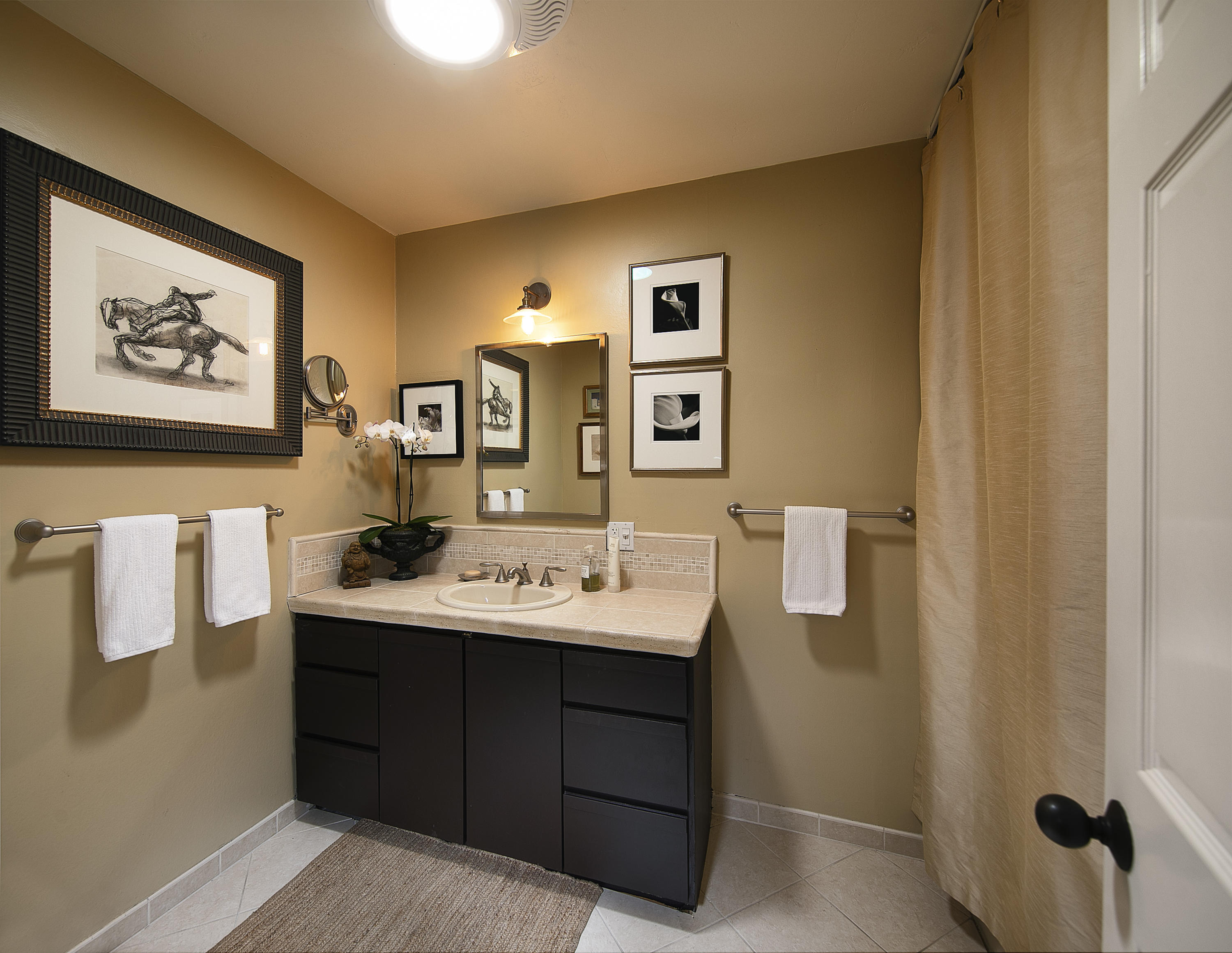 1084 Cheltenham Road Santa Barbara, CA 93105 - Photo 10 of 19 1084Chelthenham_10