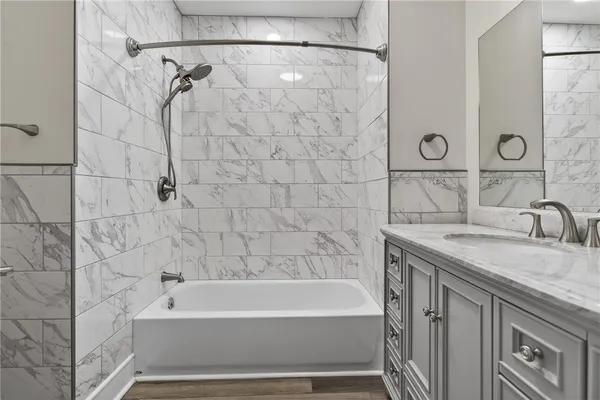 $1,950 | 36 Cedar Street, Oneonta, NY 13820