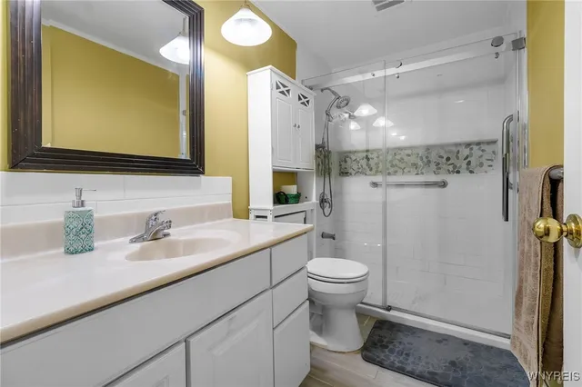 $144,900 | 70 Charter Oaks Drive, Unit 2, Amherst, NY 14228