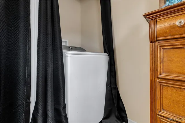 $144,900 | 70 Charter Oaks Drive, Unit 2, Amherst, NY 14228