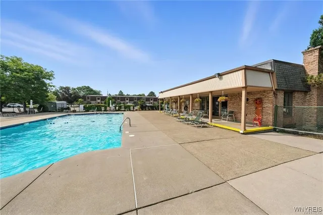 $144,900 | 70 Charter Oaks Drive, Unit 2, Amherst, NY 14228