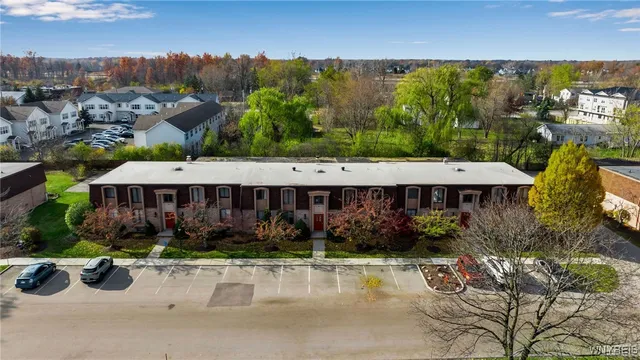 $144,900 | 70 Charter Oaks Drive, Unit 2, Amherst, NY 14228