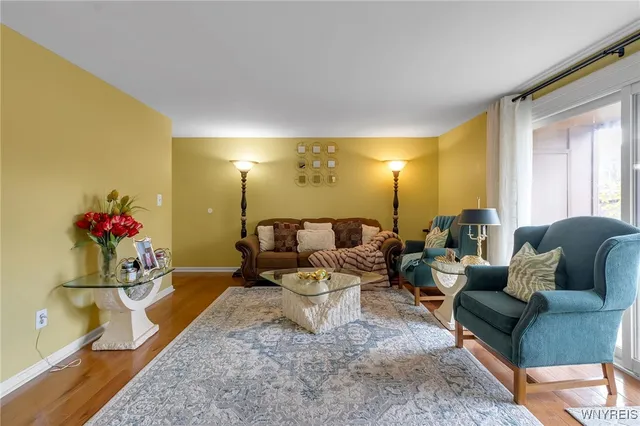 $144,900 | 70 Charter Oaks Drive, Unit 2, Amherst, NY 14228