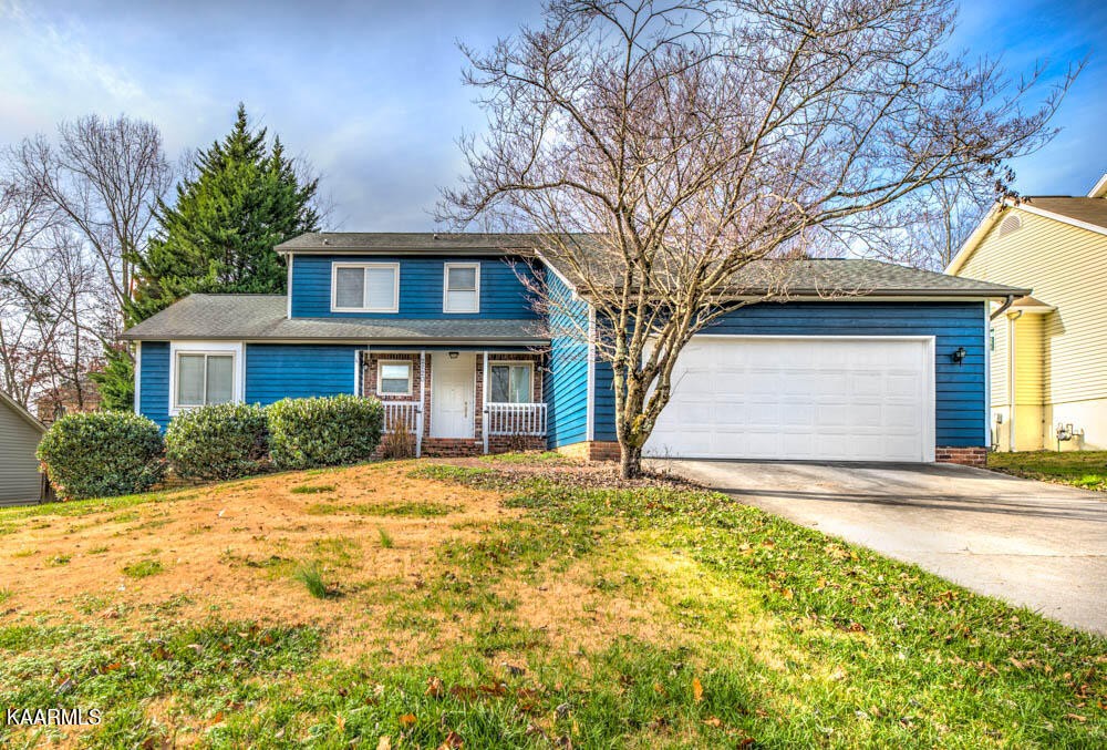 2120 Windbrook Road Knoxville, TN 37923 - Photo 2 of 32 Gallery Image 2