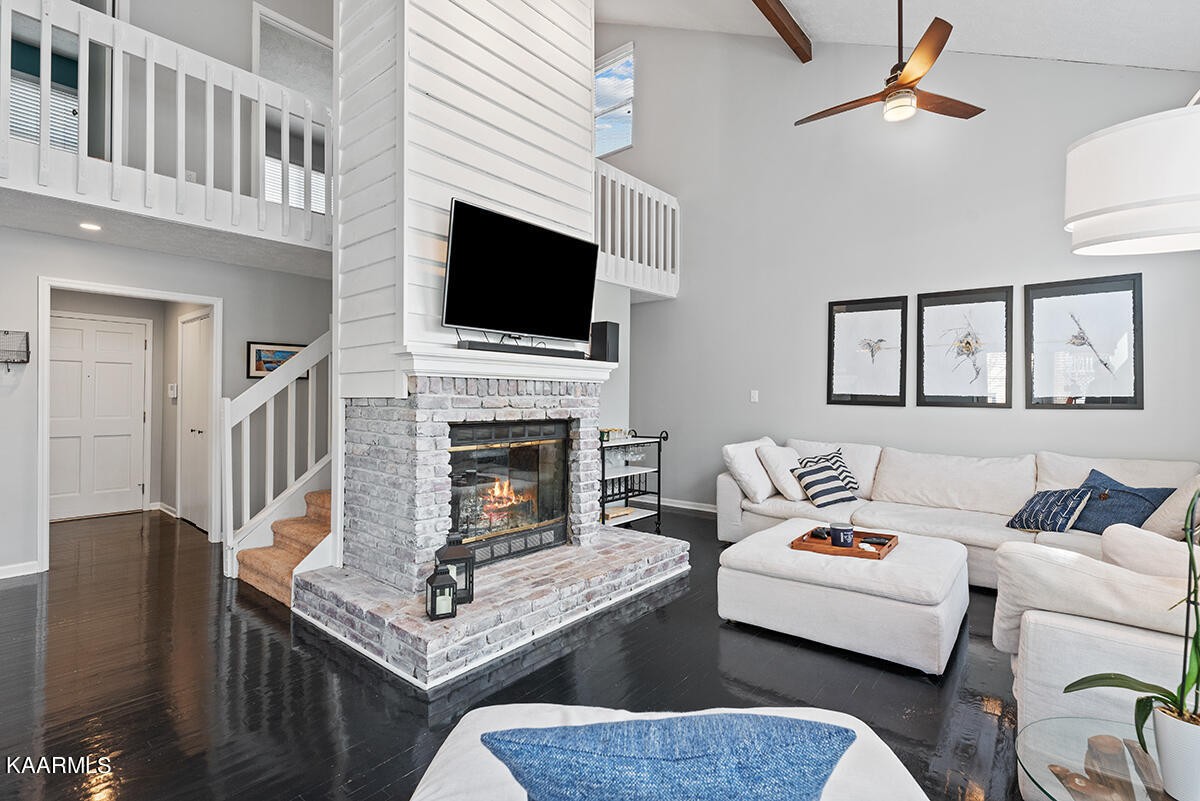 2120 Windbrook Road Knoxville, TN 37923 - Photo 3 of 32 Gallery Image 3