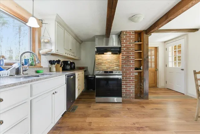 $370,000 | 450 Carroll Road, Warren, ME 04864